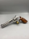 Smith & Wesson 648