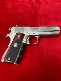 Colt 1911 Combat Commander